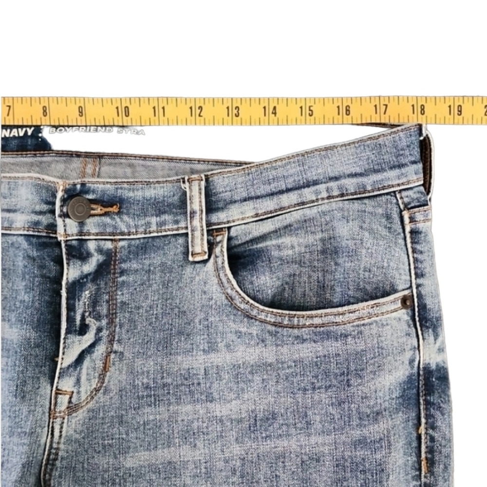 OLD NAVY Boyfriend Straight Ankle Cropped Jeans 36x25 Size 12 Ripped Distressed - Picture 12 of 16